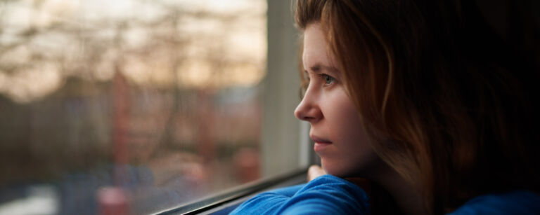 Hyväkysymys.fi provides information and support in a personal crisis.