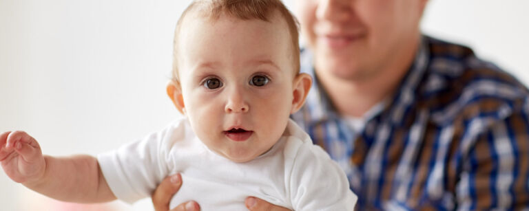 Hyväkysymys.fi provides information and support to families.